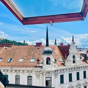 verificați disponibilitatea