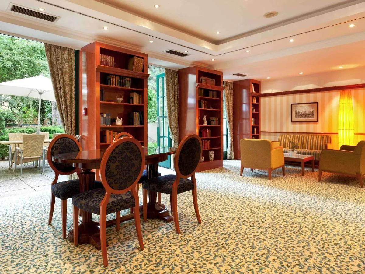 Mercure Grand Hotel Biedermeier Wien 4*,  Österrike
