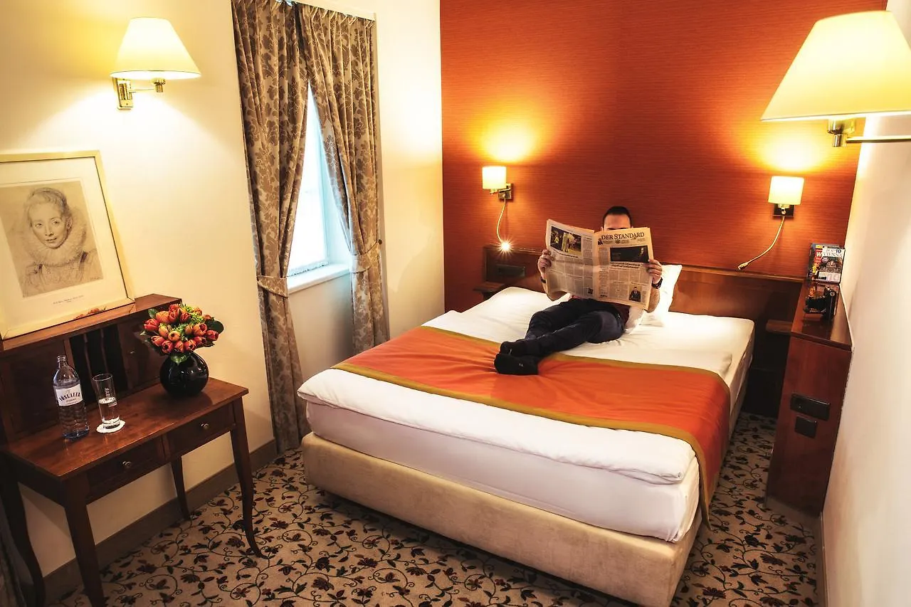 ****  Mercure Grand Hotel Biedermeier Wien Österrike