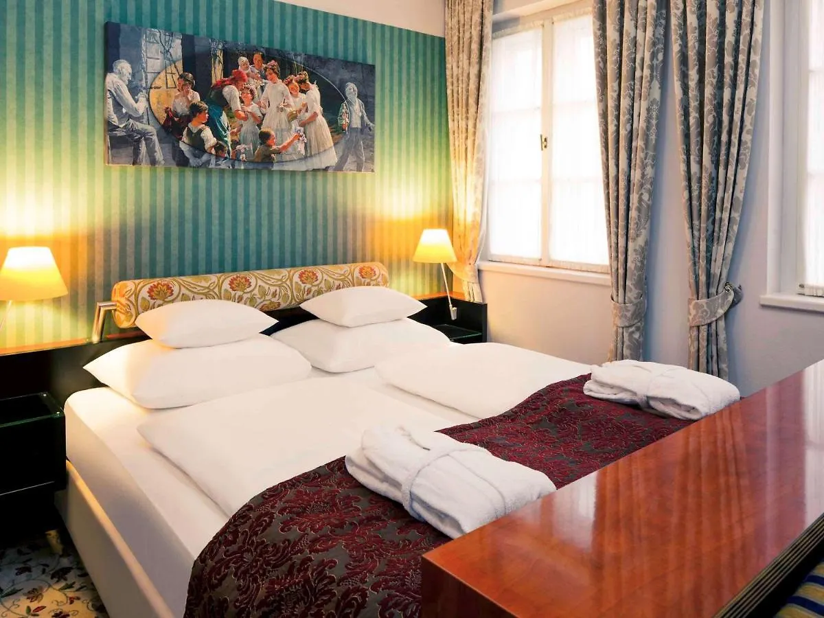 Mercure Grand Hotel Biedermeier Wien 4*, וינה